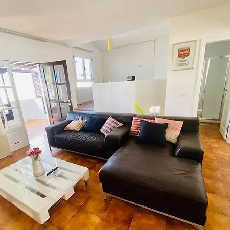 Mango Casa de Férias